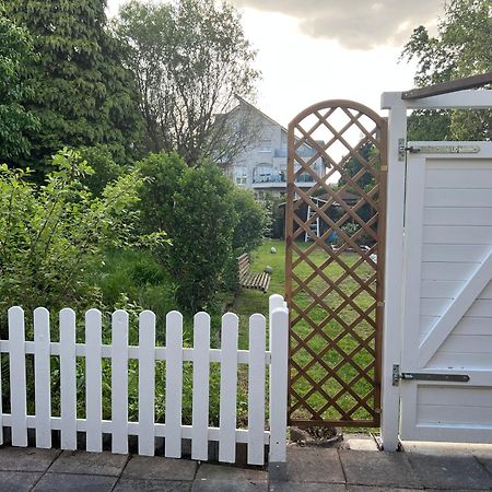 Auszeit Im Pott - Ferienwohnung Lavendel Herten  Esterno foto