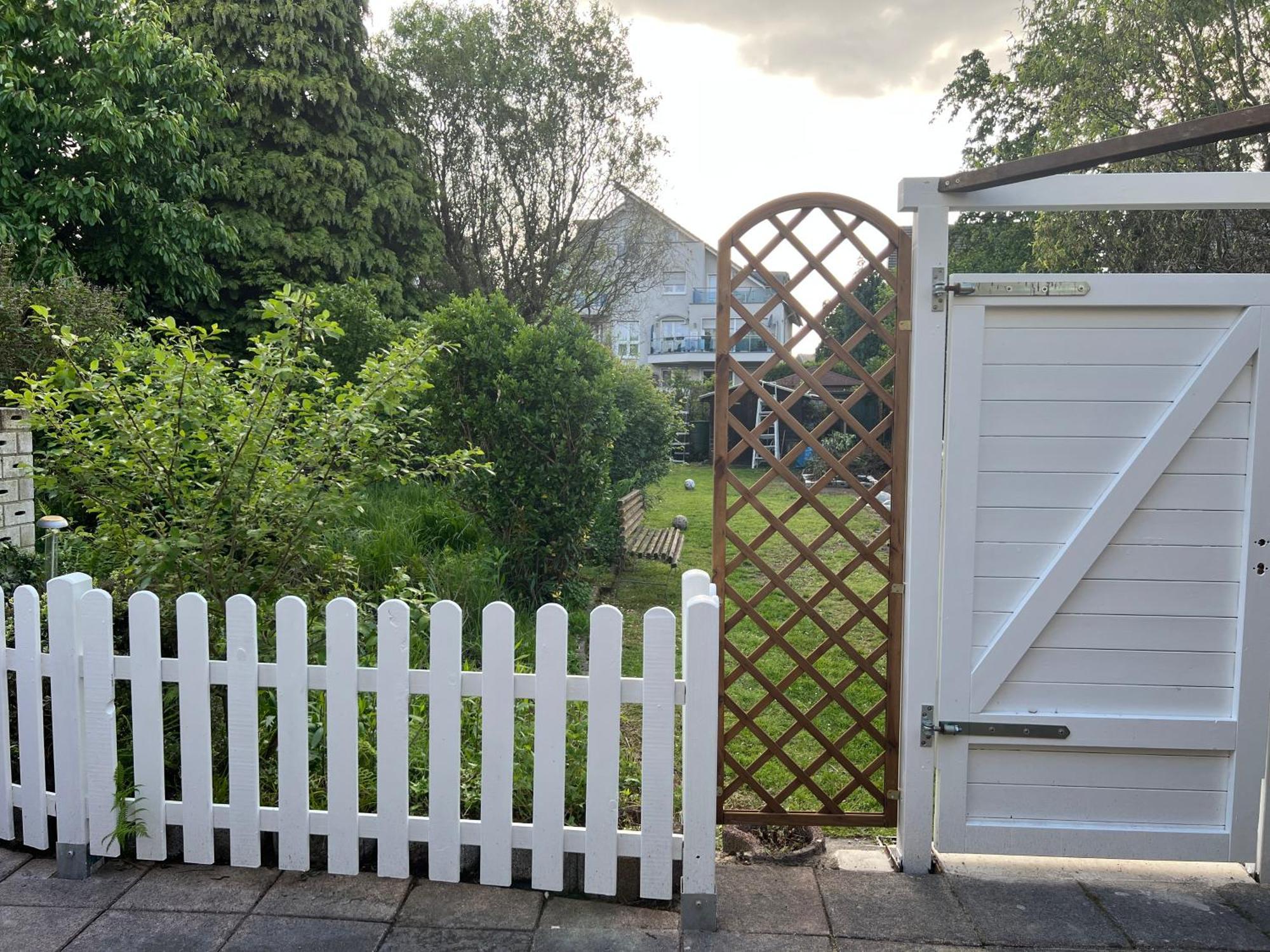 Auszeit Im Pott - Ferienwohnung Lavendel Herten  Esterno foto